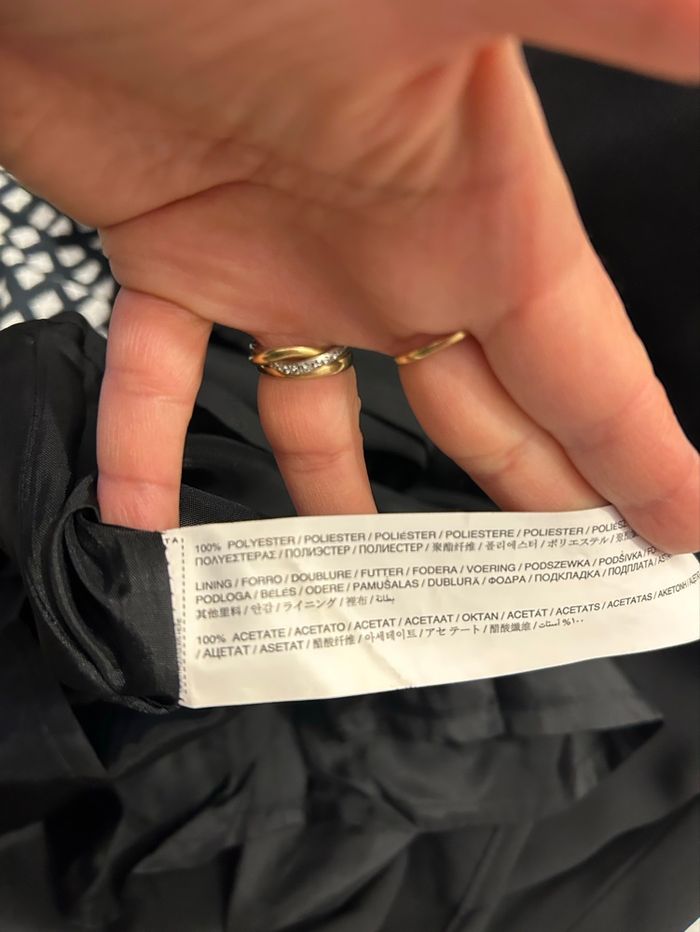 Robe avec épaulettes et dos nu - photo numéro 7