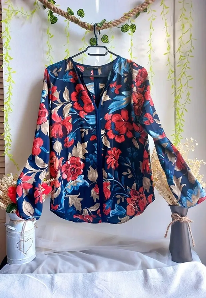 Blouse Zara – M – Marine – État : Très bon