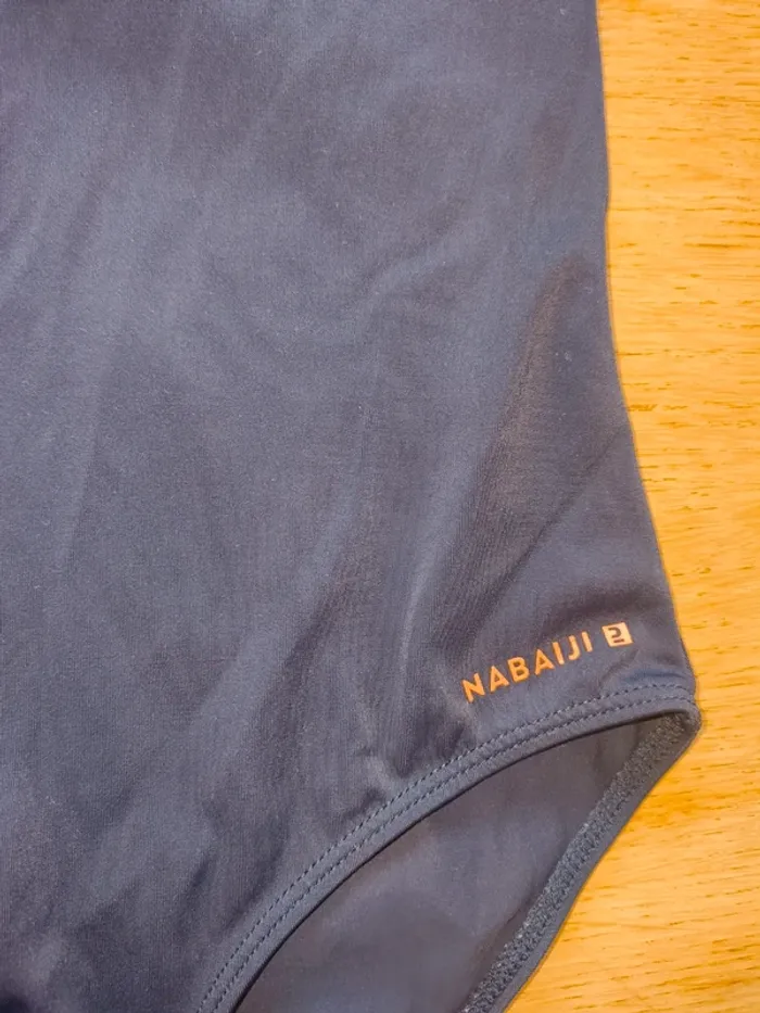 Maillot de bain une pièce fille 3 ans neuf sans étiquette - photo numéro 2