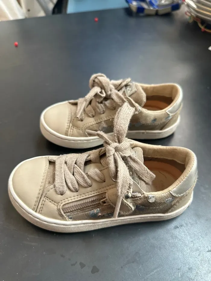 Baskets Geox taille 26 - photo numéro 2