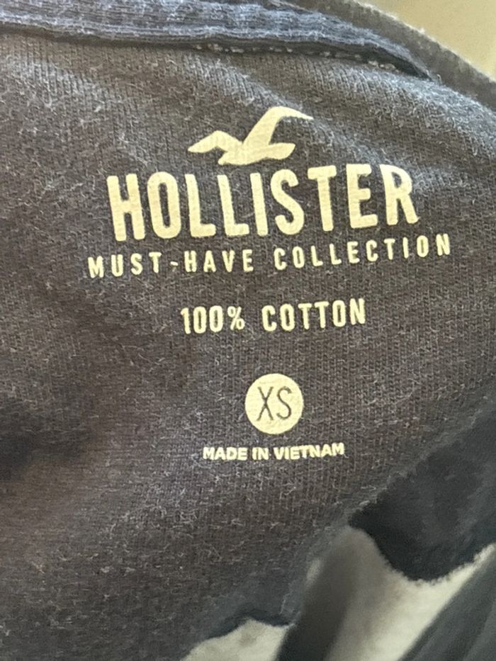 T shirt taille XS marque hollister - photo numéro 5