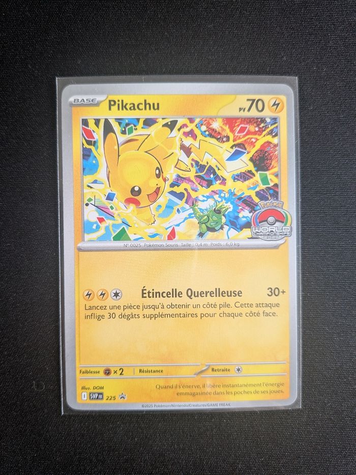 Carte Pokémon Pikachu Promo SVP 225 - Championnats du Monde 2025