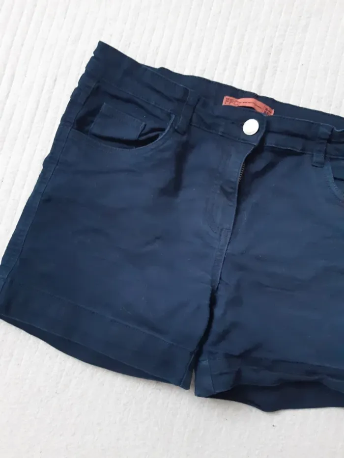 Short bleu marine FPC 16 ans - photo numéro 2