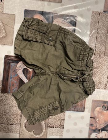 Short tape à l’œil 2 ans