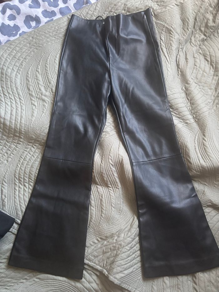 Pantalon pâte d’éléphant  Zara