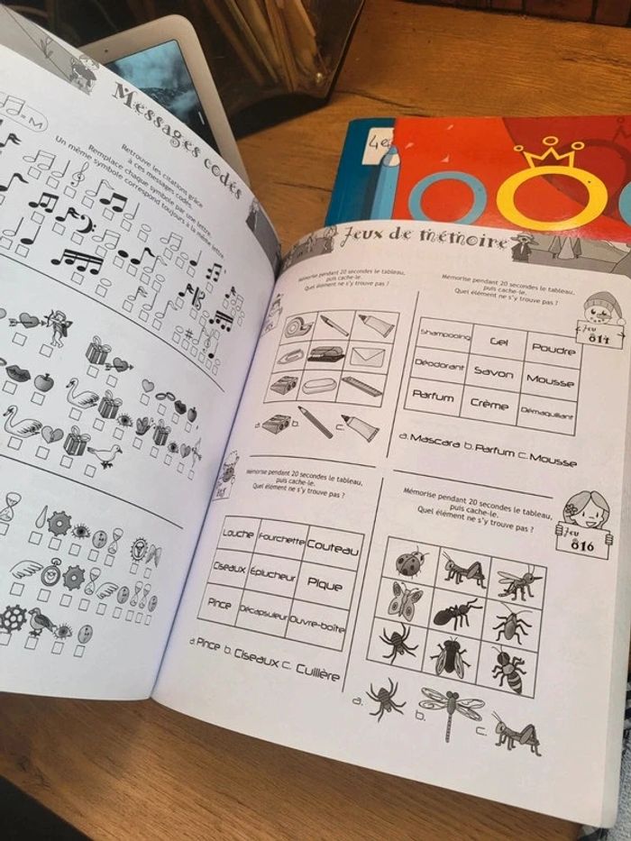 Lot de 2 gros livres de 1000 jeux et coloriages - photo numéro 3