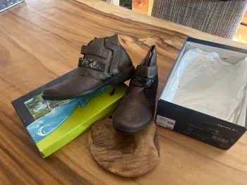 Paire chaussure confort sans lacet Lavigne