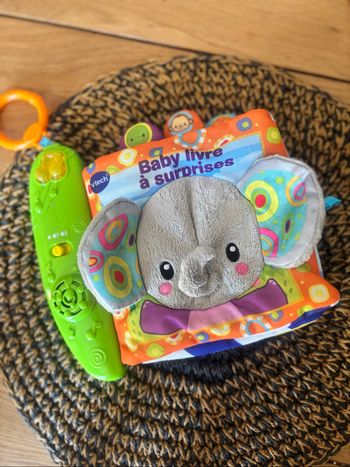 Livre tissu sonore bb vtech