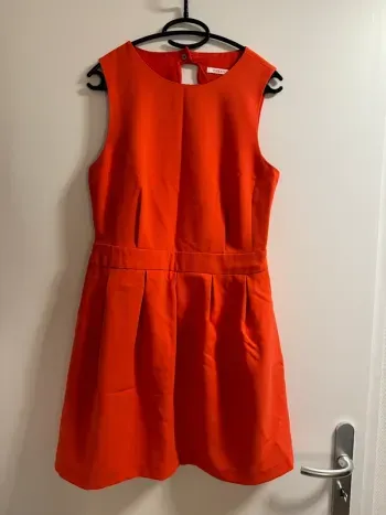 Robe dos nu rose