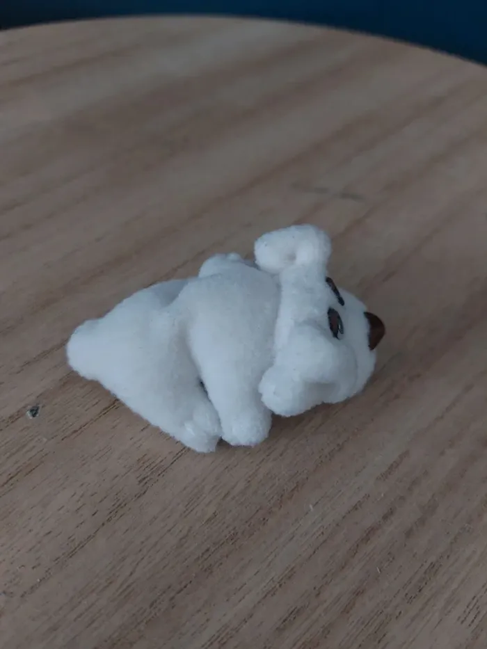 Mini bébé chiot blanc oreilles courtes - Pound Puppies - photo numéro 2
