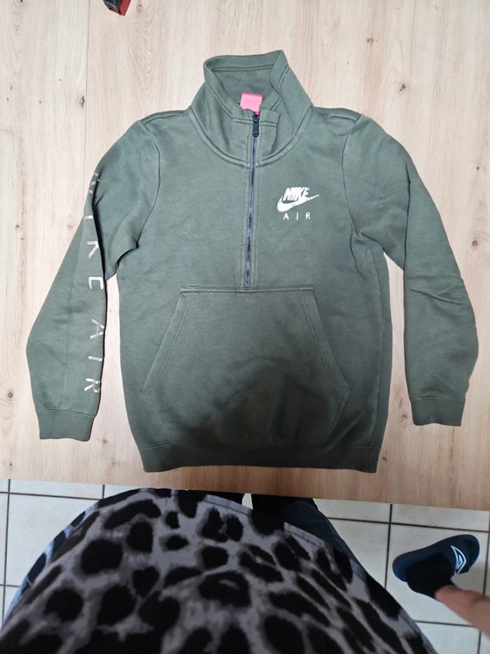 Pull Nike air XS