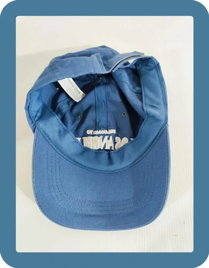 Casquette bleu clair Bershka, taille unique, très bon état - photo numéro 3