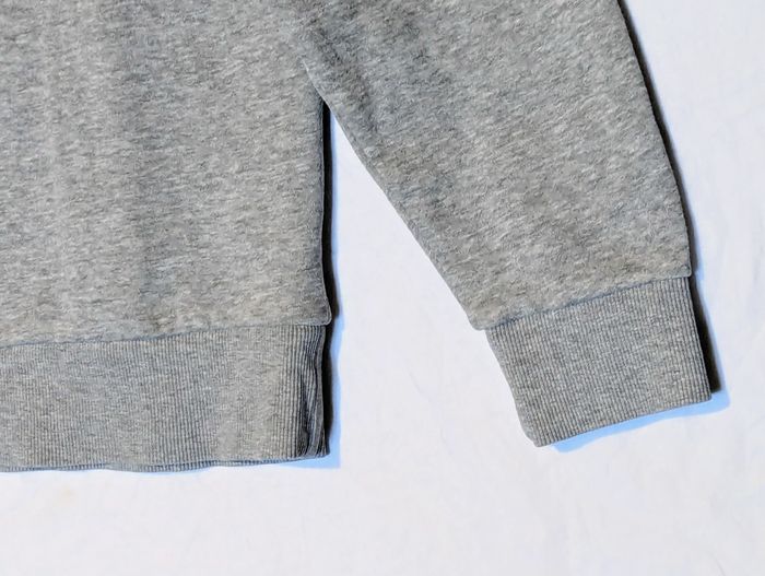 Sweat Kiabi Gris Grosse Ecriture Toronto Fermeture Eclair Col Vêtement Tendance Mode Adolescents - photo numéro 5