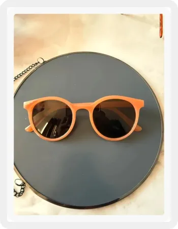 Lunette de soleil ronde abricot