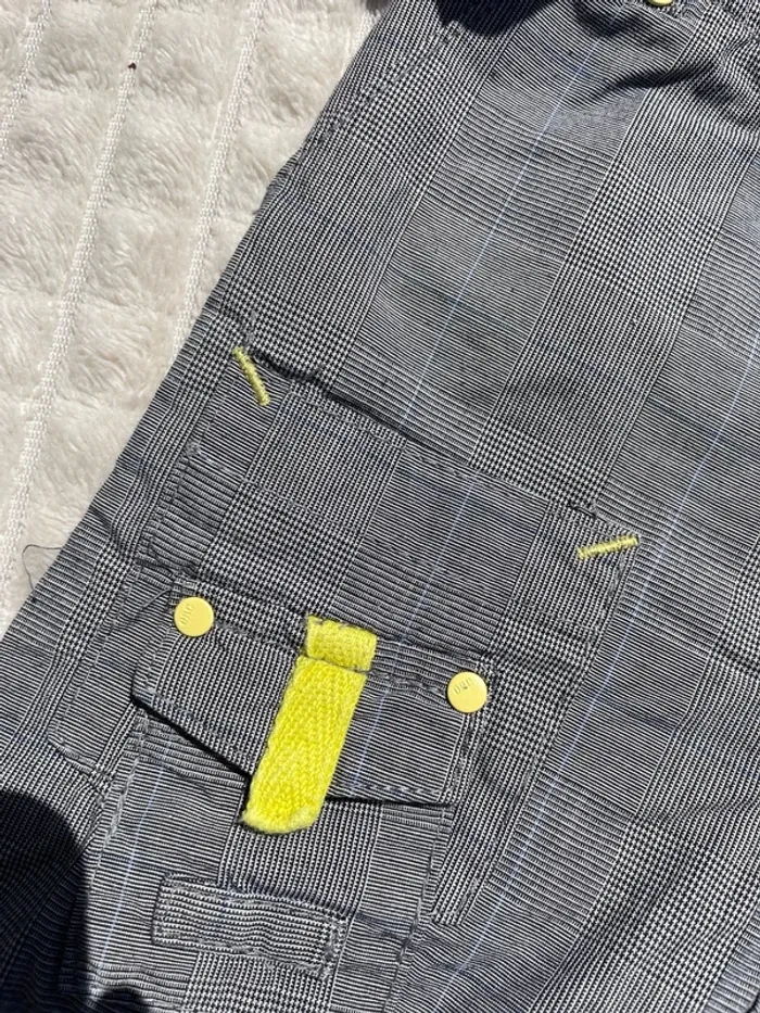 Lot 2 shorts garçon – 6 mois et 12 mois - photo numéro 3