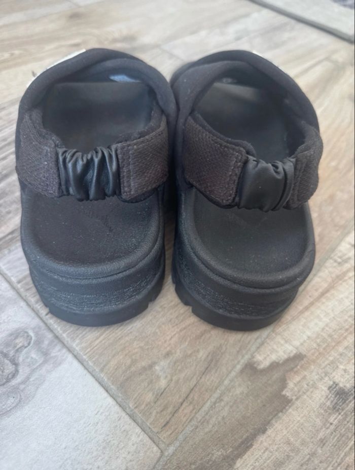 Sandales Puma taille 37 - photo numéro 4