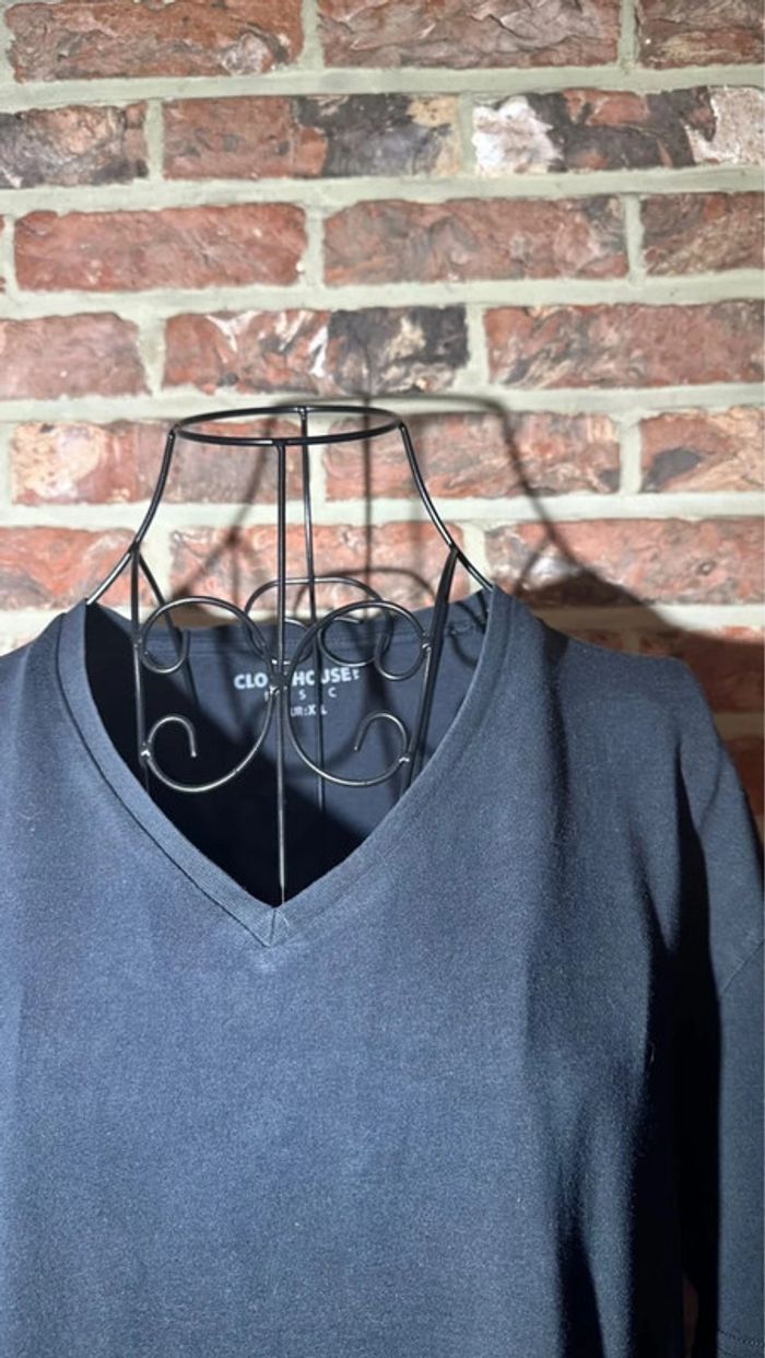 T-shirt noir Col V ClockHouse C&A Taille XXL / 44 - photo numéro 6