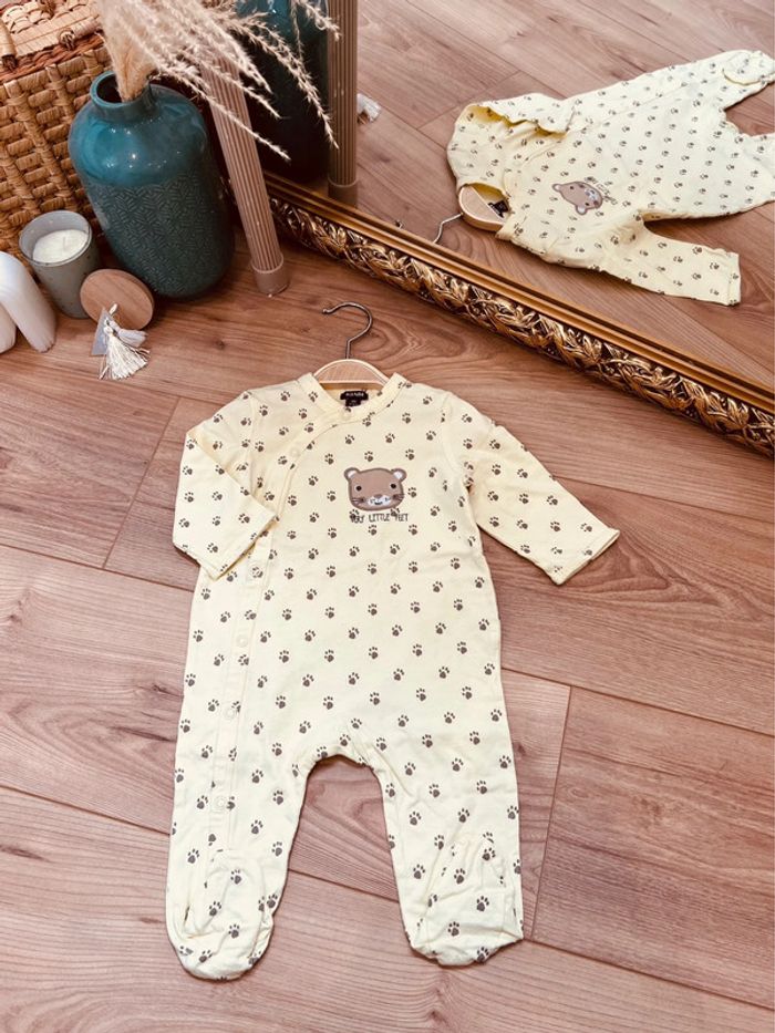 Taille 6 mois pyjama fin garçon Kiabi jaune pâle * pattes d’ours * 💙