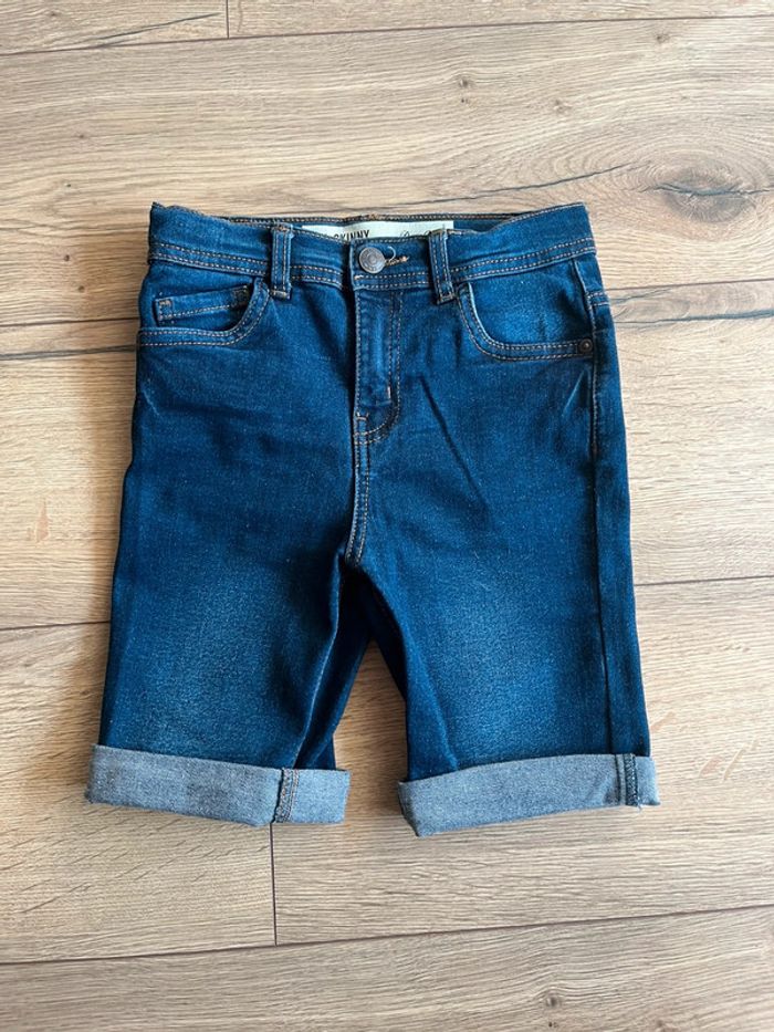 Short en jean 8 ans - photo numéro 2