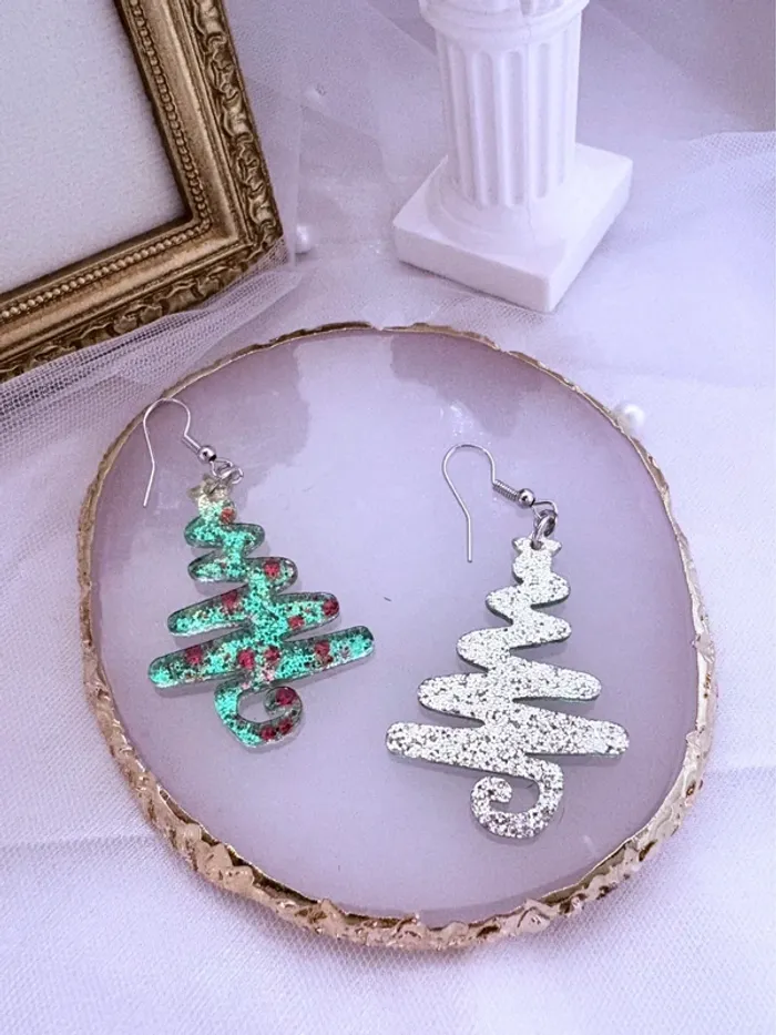 Boucles d’oreilles pendantes Sapin de Noël - photo numéro 3