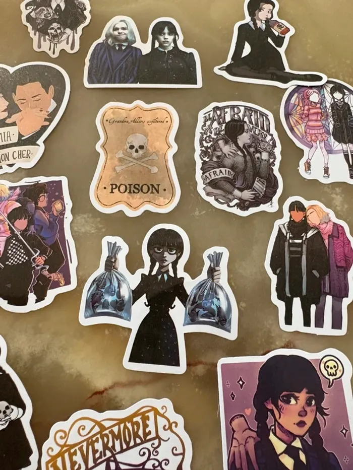 Stickers thème Mercredi Addams 13 pièces - photo numéro 2