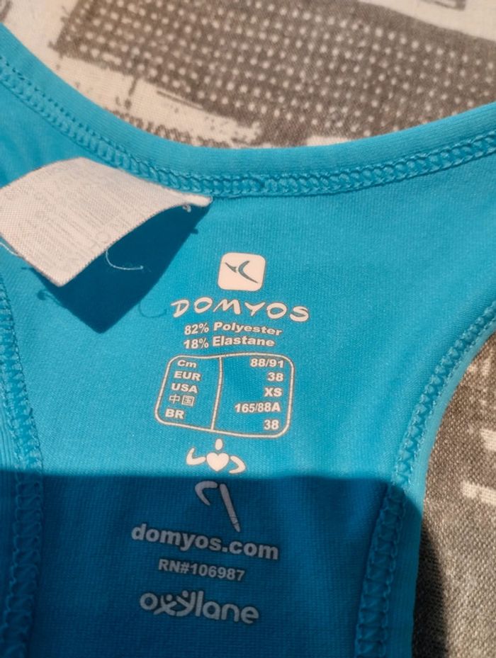 Lot 2 débardeurs Domyos - photo numéro 2