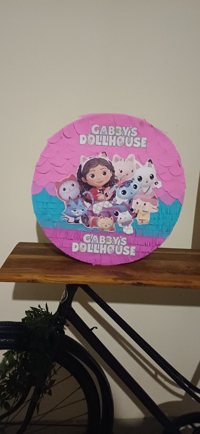Pinatas anniversaire gabbys dollhouse