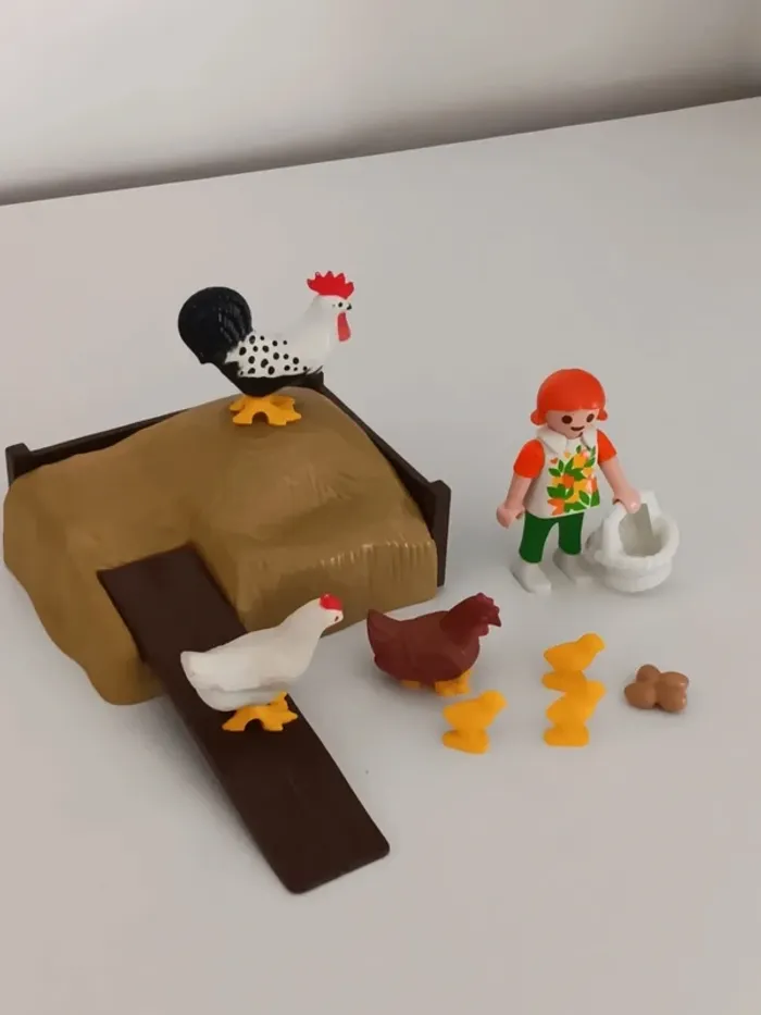 Fillette avec poules playmobil - photo numéro 11