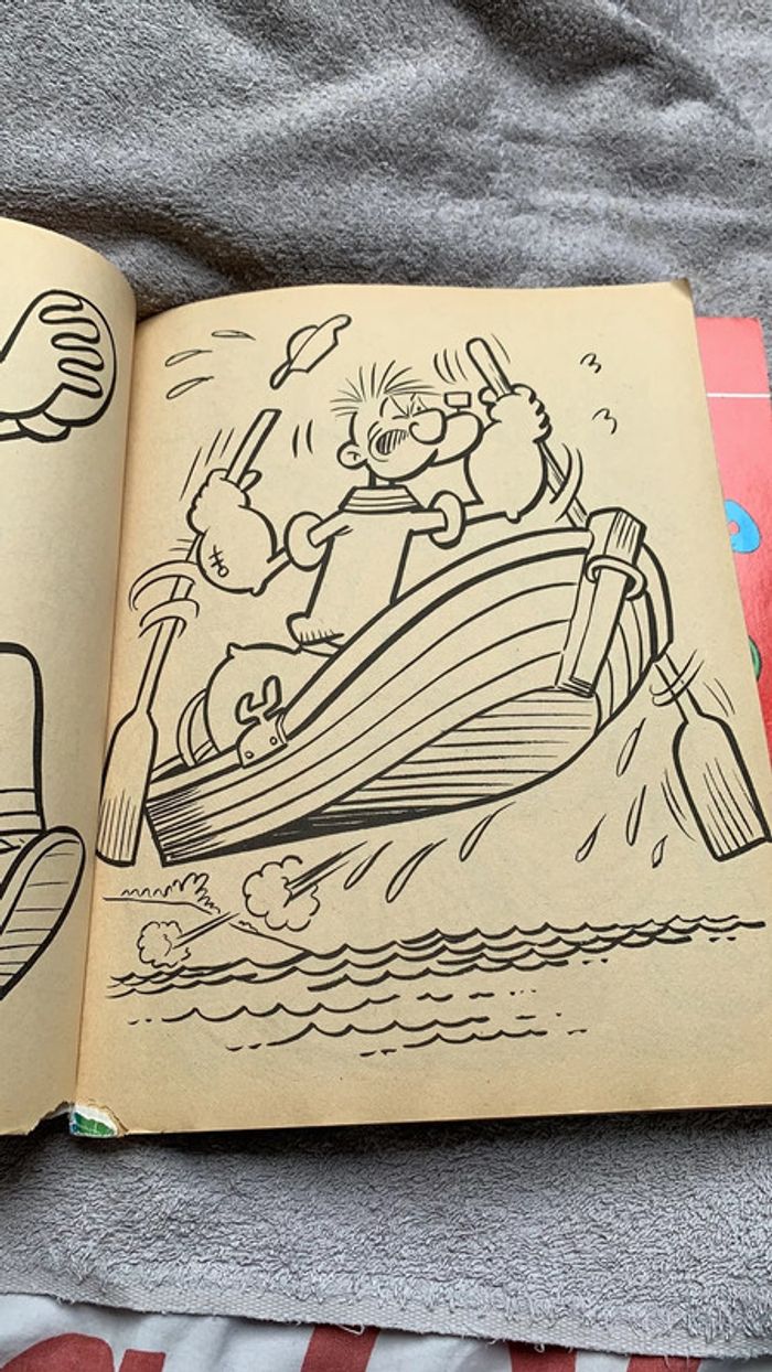 Lot de 3 coloriages des années 1980 - photo numéro 8