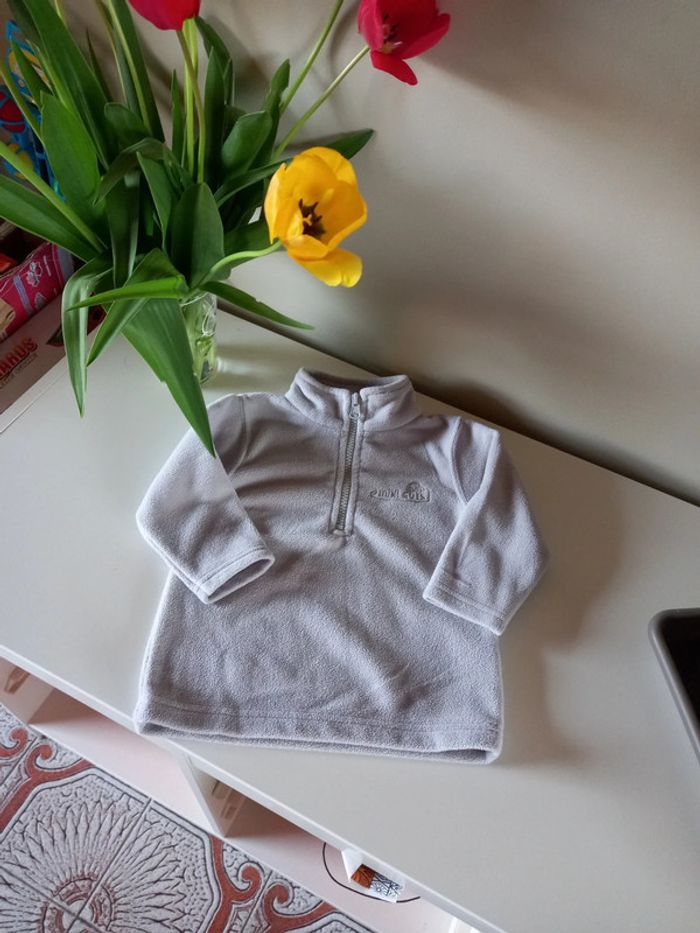 Pull en polaire 12 mois