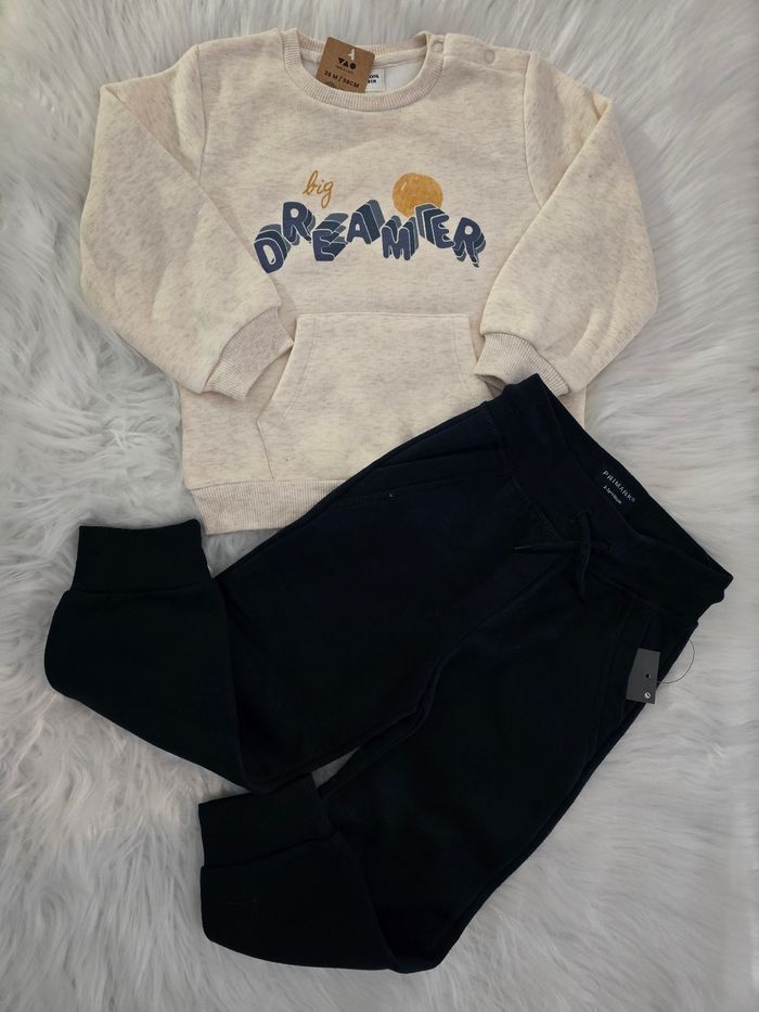 NEUFS (non portés) 🏷🏷💙💙😍 superbe ensemble sweat et pantalon molleton 36mois/3ans garçon 💙💙😍 - photo numéro 2