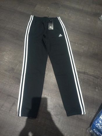 Neuf taille 11 12 an marque Adidas