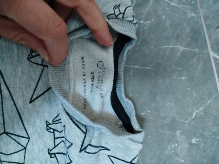 Sweat Primark 12/18 mois motif dino géométrique - photo numéro 2