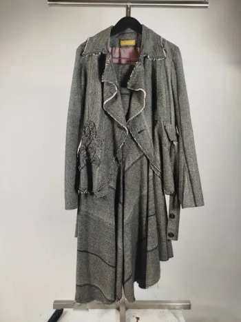 Ensemble veste + jupe en laine Gris Jupe asymétrique | Helena Sorel - A834