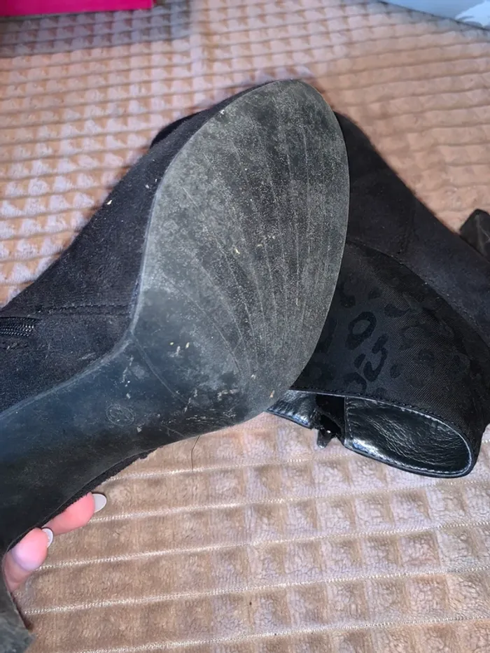 Bottines noires - photo numéro 3