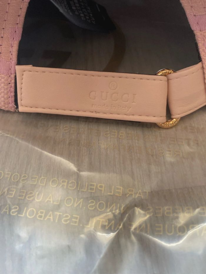 Casquette gucci rose - photo numéro 4