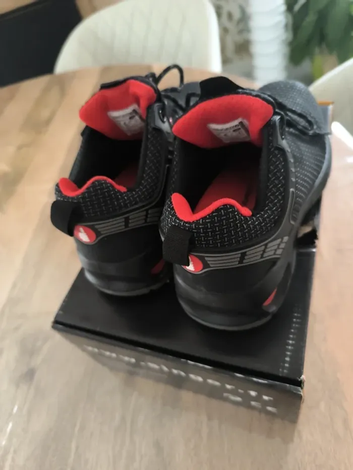 Chaussure sécurité - photo numéro 3