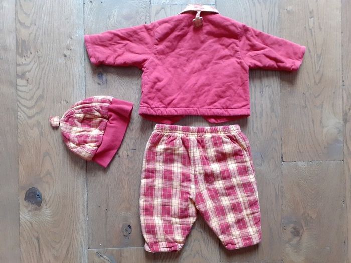 ensemble pantalon veste chapeau rouge jaune 3 mois - photo numéro 2