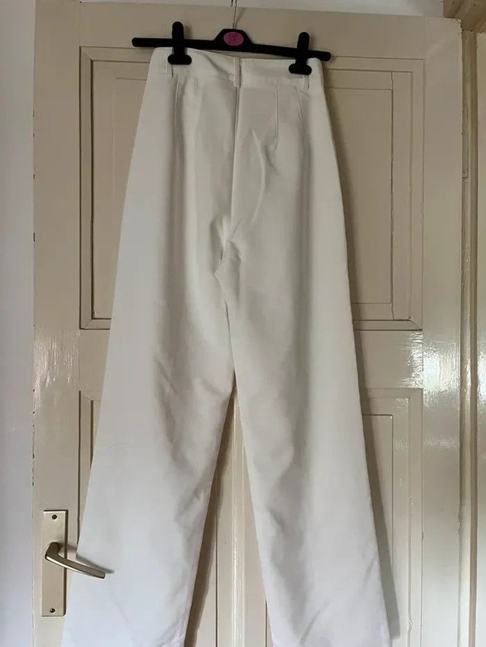 Pantalon large tailleur blanc - photo numéro 4