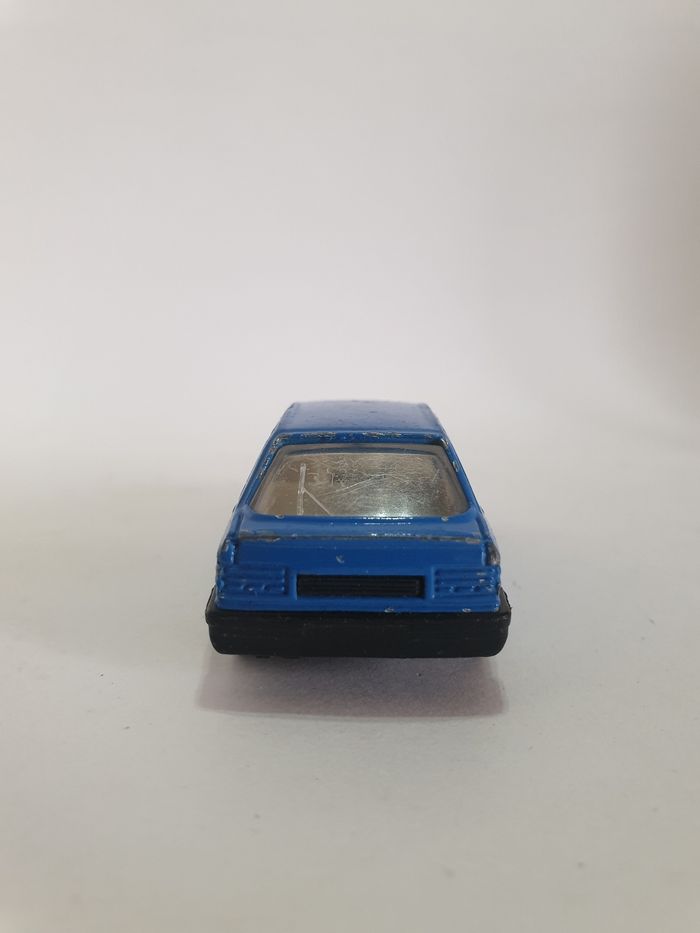 Mc Toy Peugeot 309 1/64 Made in China 🇨🇳 - photo numéro 6