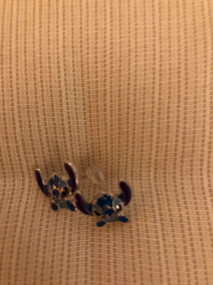 Boucles d’oreilles stitch Disney