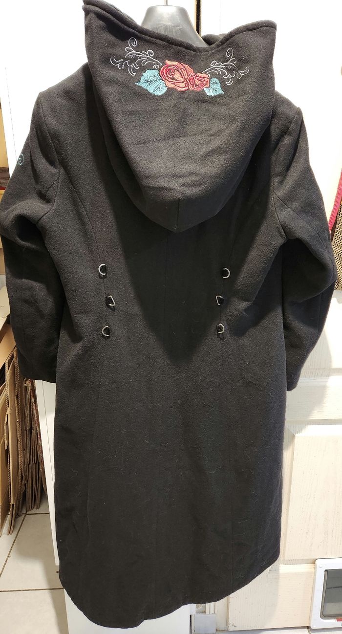 Manteau à capuche Belle et la bête disney - photo numéro 2
