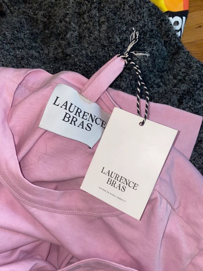 T-shirt rose Laurence bras  Taille 38 Neuf avec étiquette - photo numéro 2