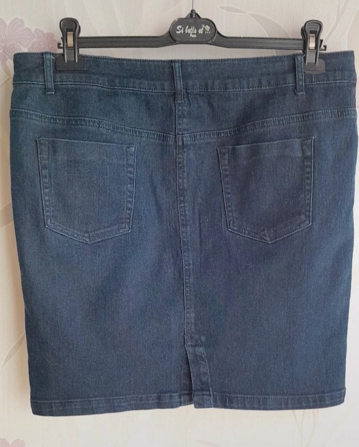 Jupe en jean T44 - photo numéro 2