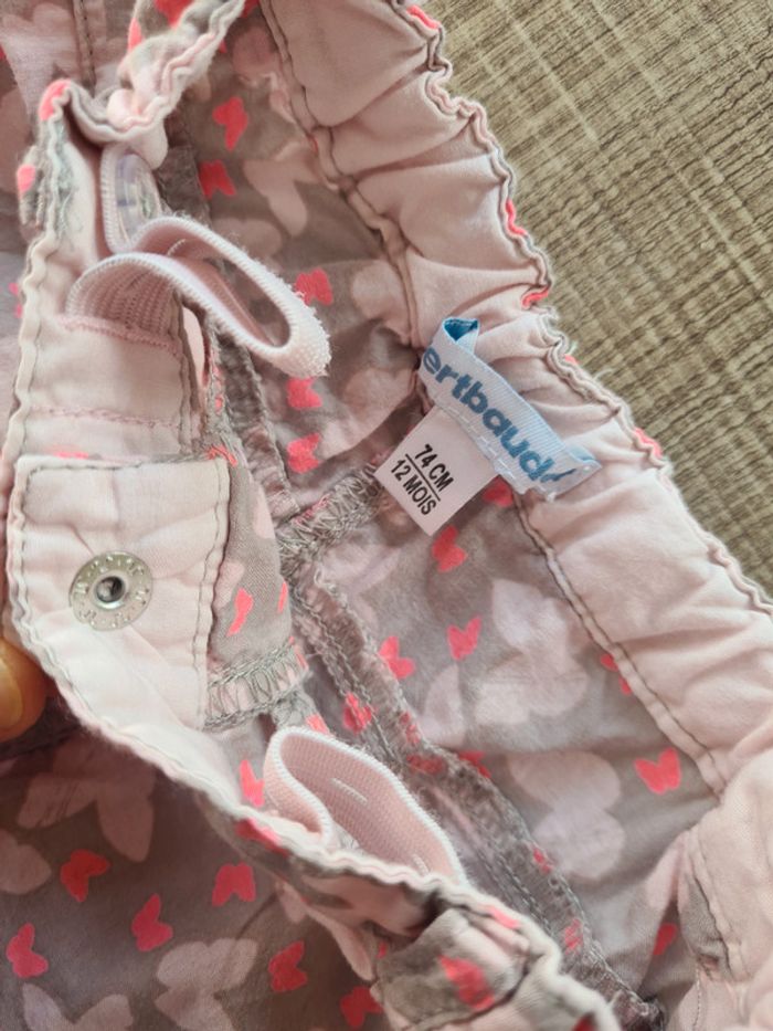 Short d'été Vertbaudet 12 mois en très bon état - photo numéro 2