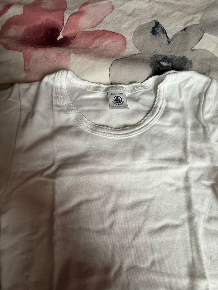 2 chemises manches courtes Petit Bateau 8 ans - photo numéro 3