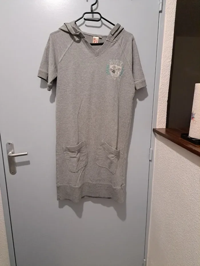 Robe à capuche