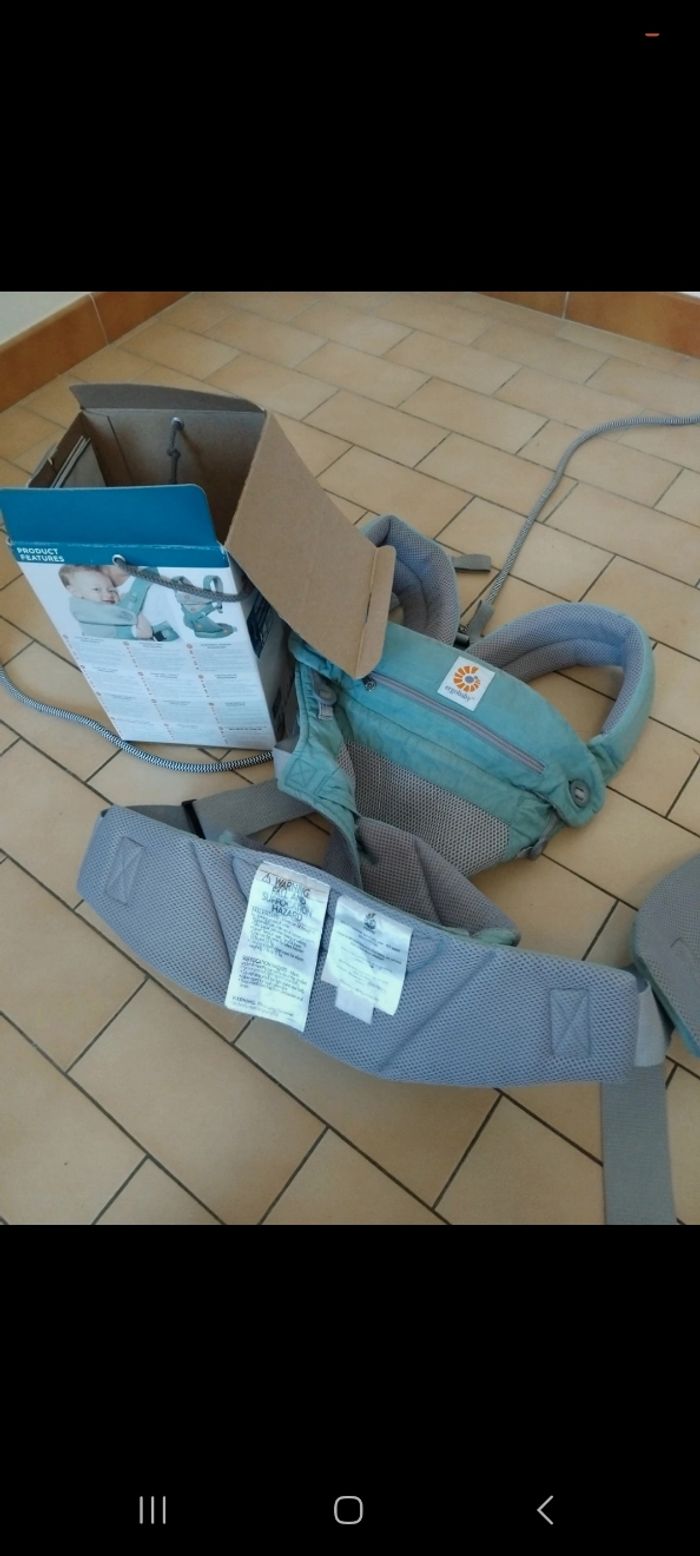 Porte-bébé Ergobaby 360 + insert nouveau né - photo numéro 3