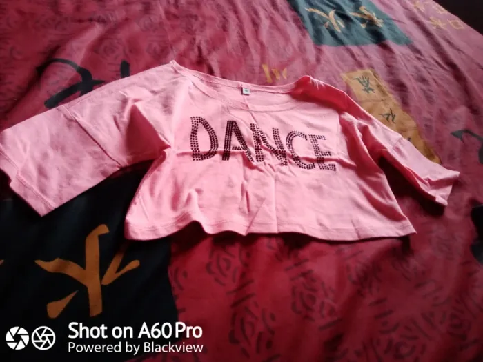 Lot de 4tee shirt fille taille 4 ans - photo numéro 2