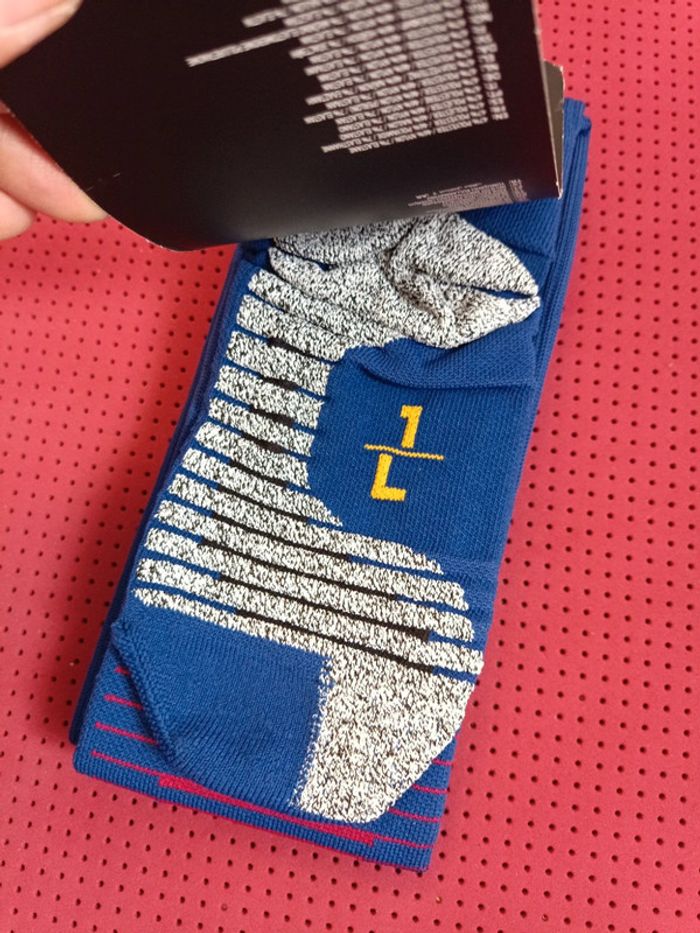 Chaussettes de foot FC Barcelone, Nike Authentique Officiel taille 36/38, Neuf - photo numéro 7